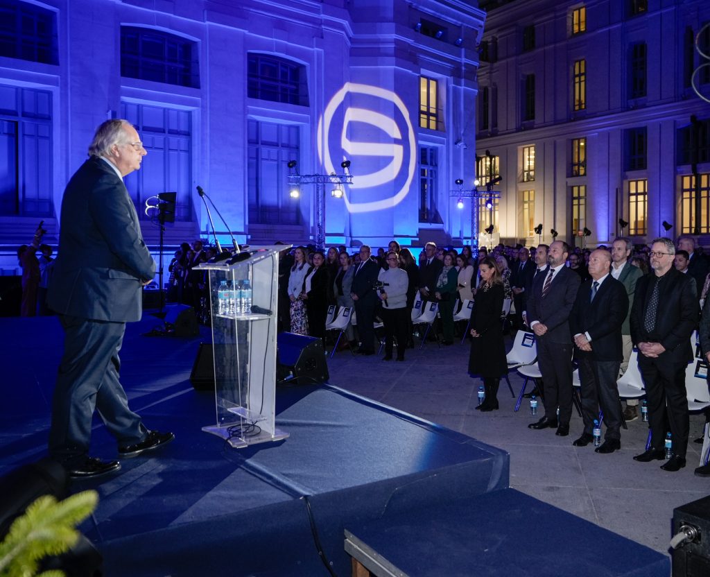 Fitur 2016 - 2026 (12)