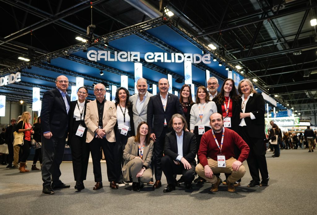 Fitur 2016 - 2026